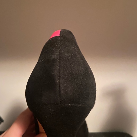 Manolo Blahnik Authentic Heels - Picture 3 of 3